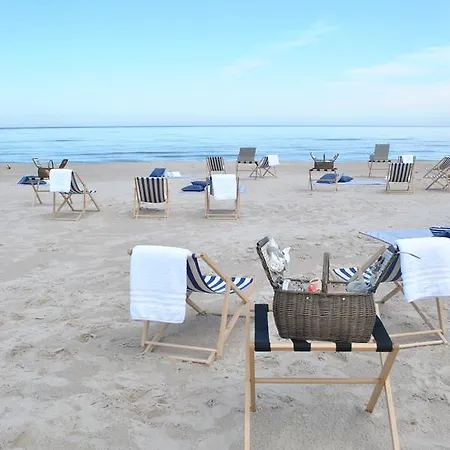 Resort Powozownia 3*