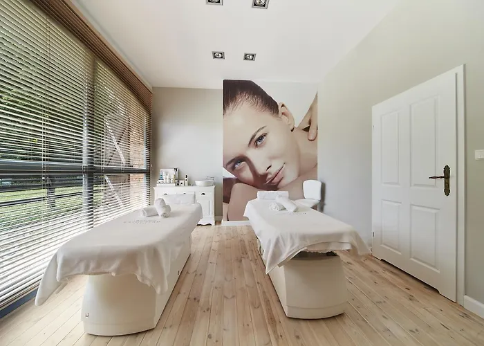 Powozownia Resort 3*